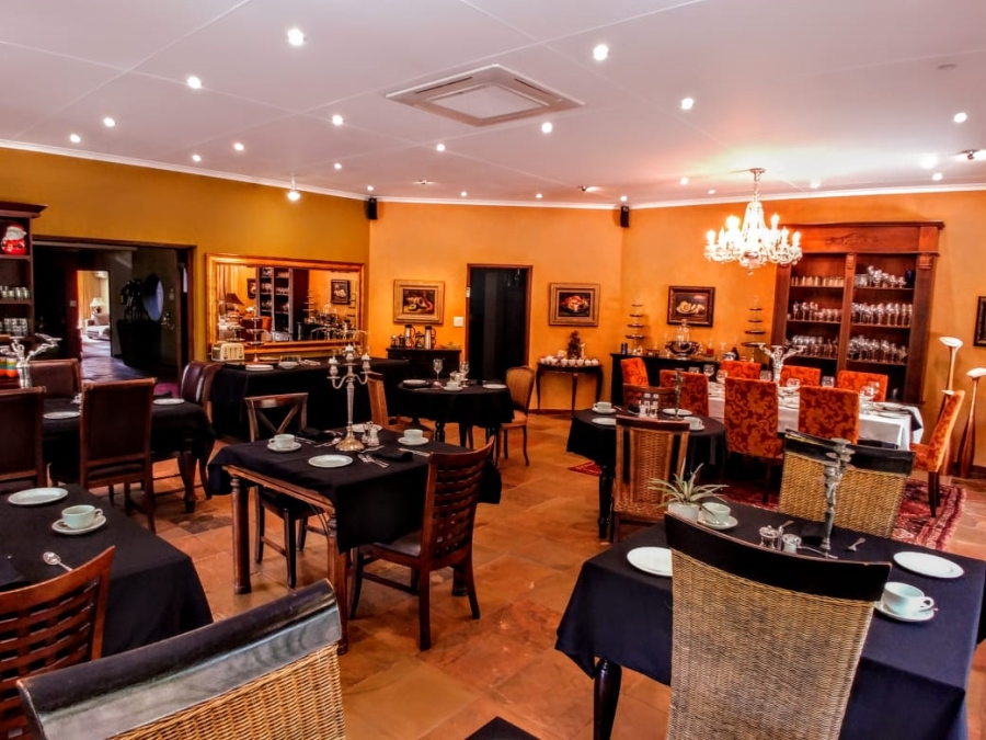 10 Bedroom Property for Sale in Hoekwil Western Cape